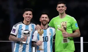 Messi nhận tin dữ trên tuyển Argentina
